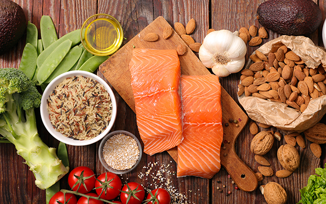 ALIMENTOS QUE AJUDAM NO SONO